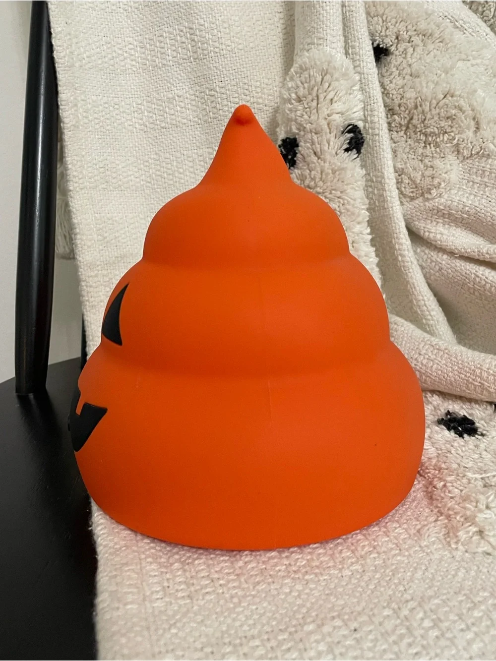 Hallmark Poop-o-Lantern Activated Pumpkin Halloween Decor